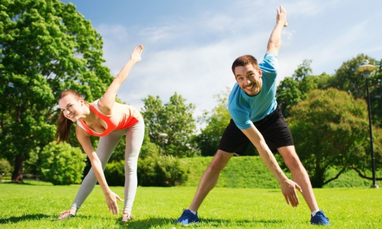 下课后阿隆索谏言：别惯着更衣室，2年一无所获，就怪弗洛伦蒂诺